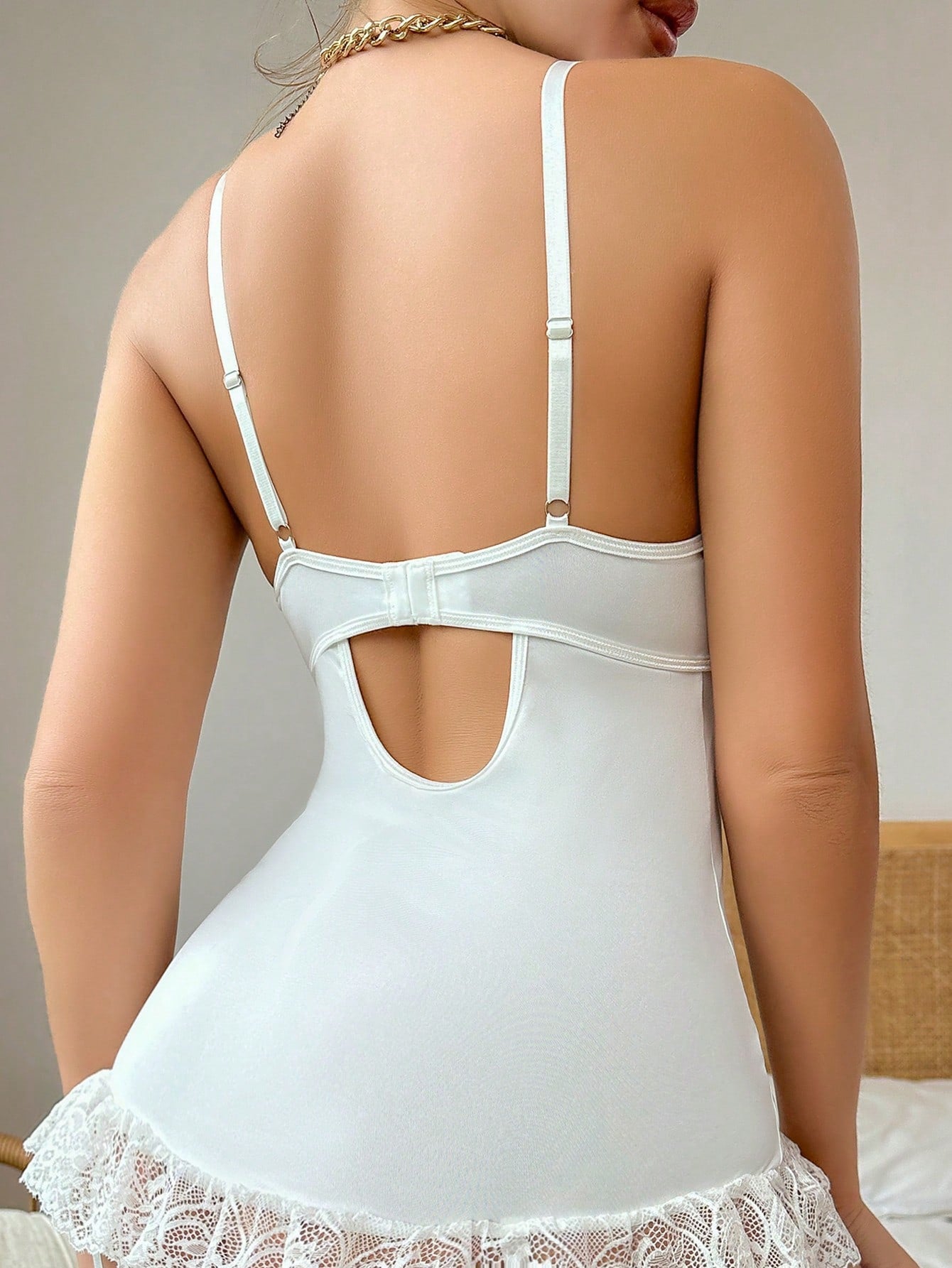 Floral Lace Underwire Garter Bustier Set With 1pair Stocking