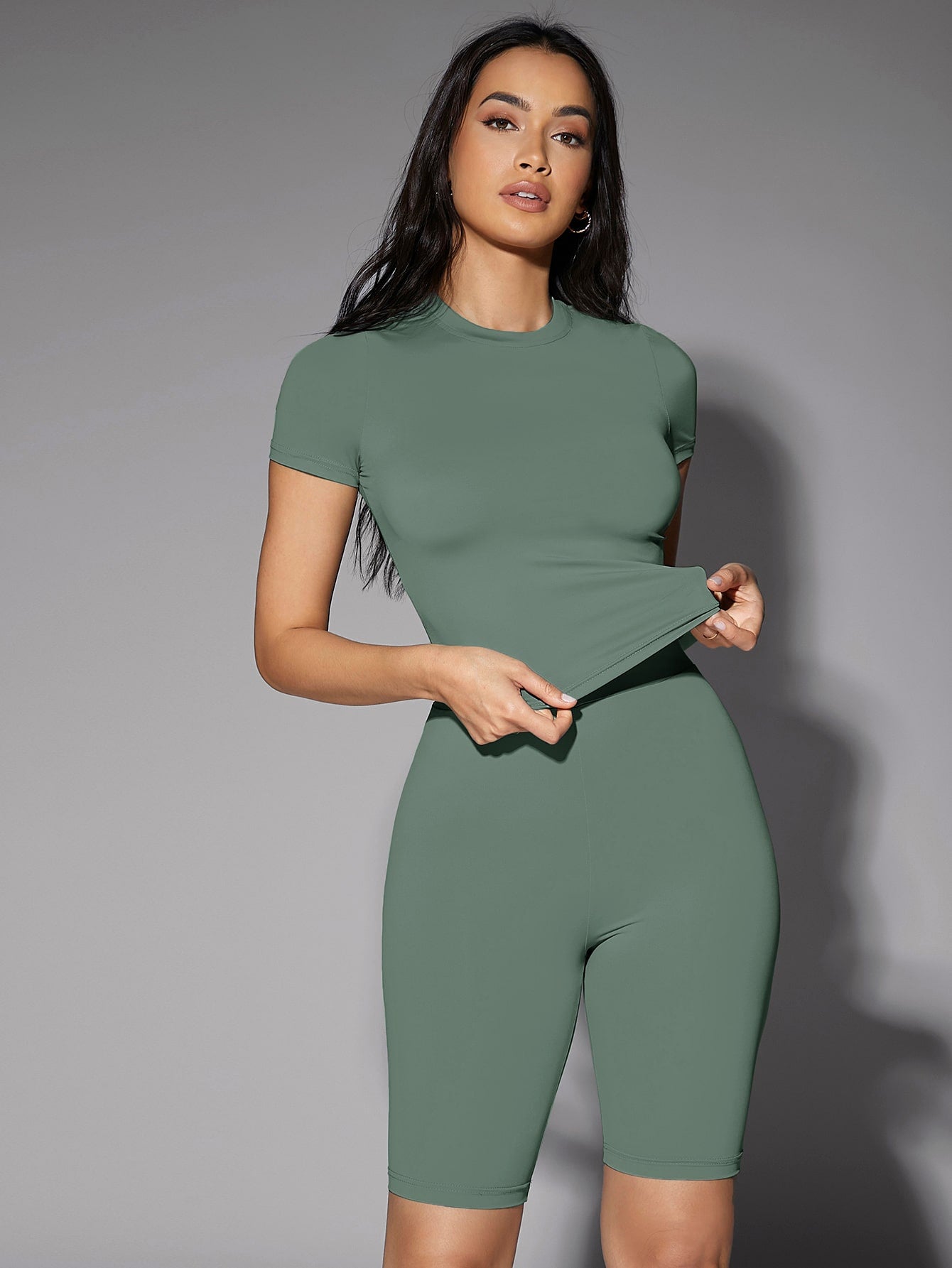 BAE Solid Fitted Tee