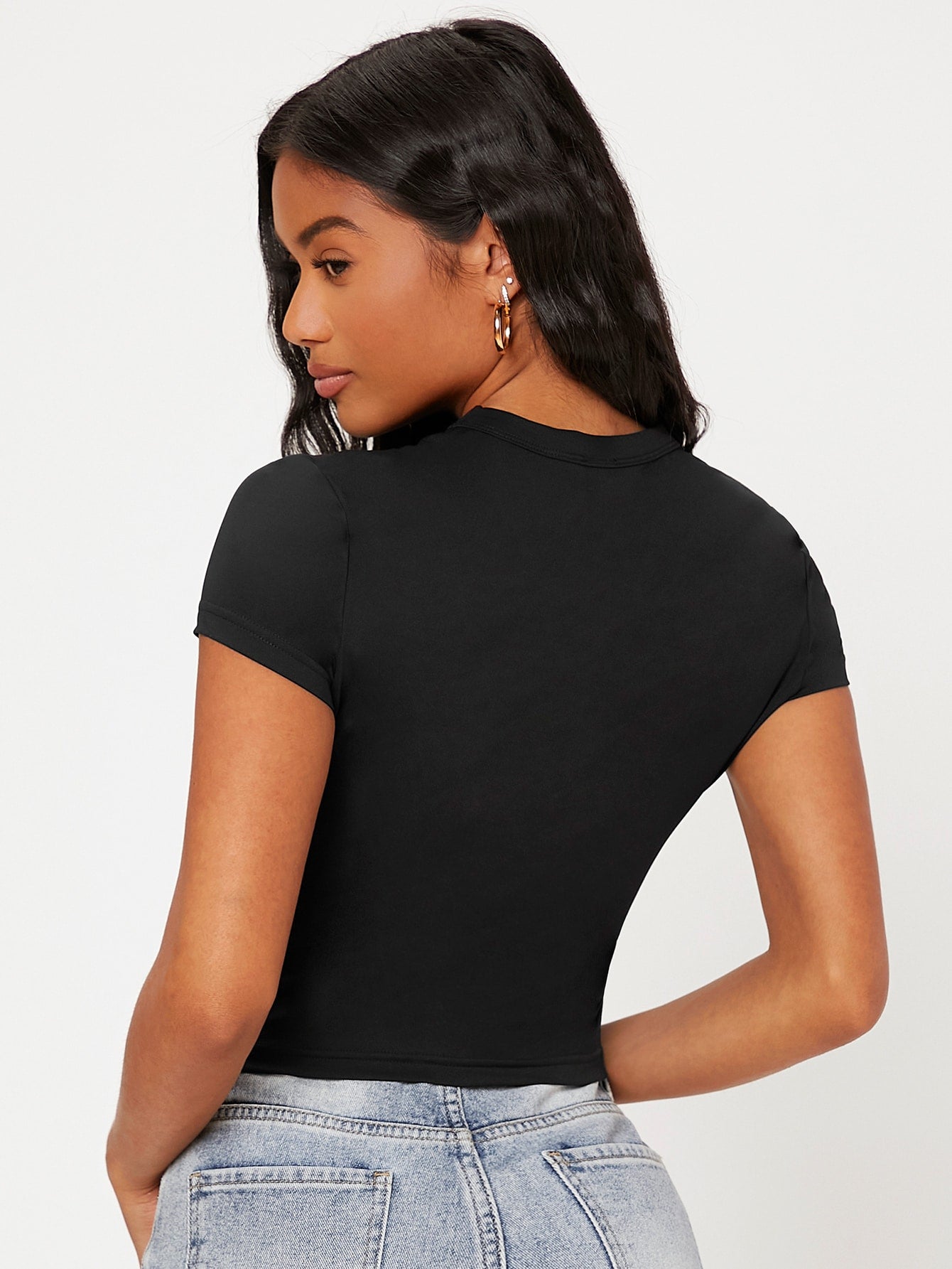 BASICS 1pc Solid Form Fitted Tee