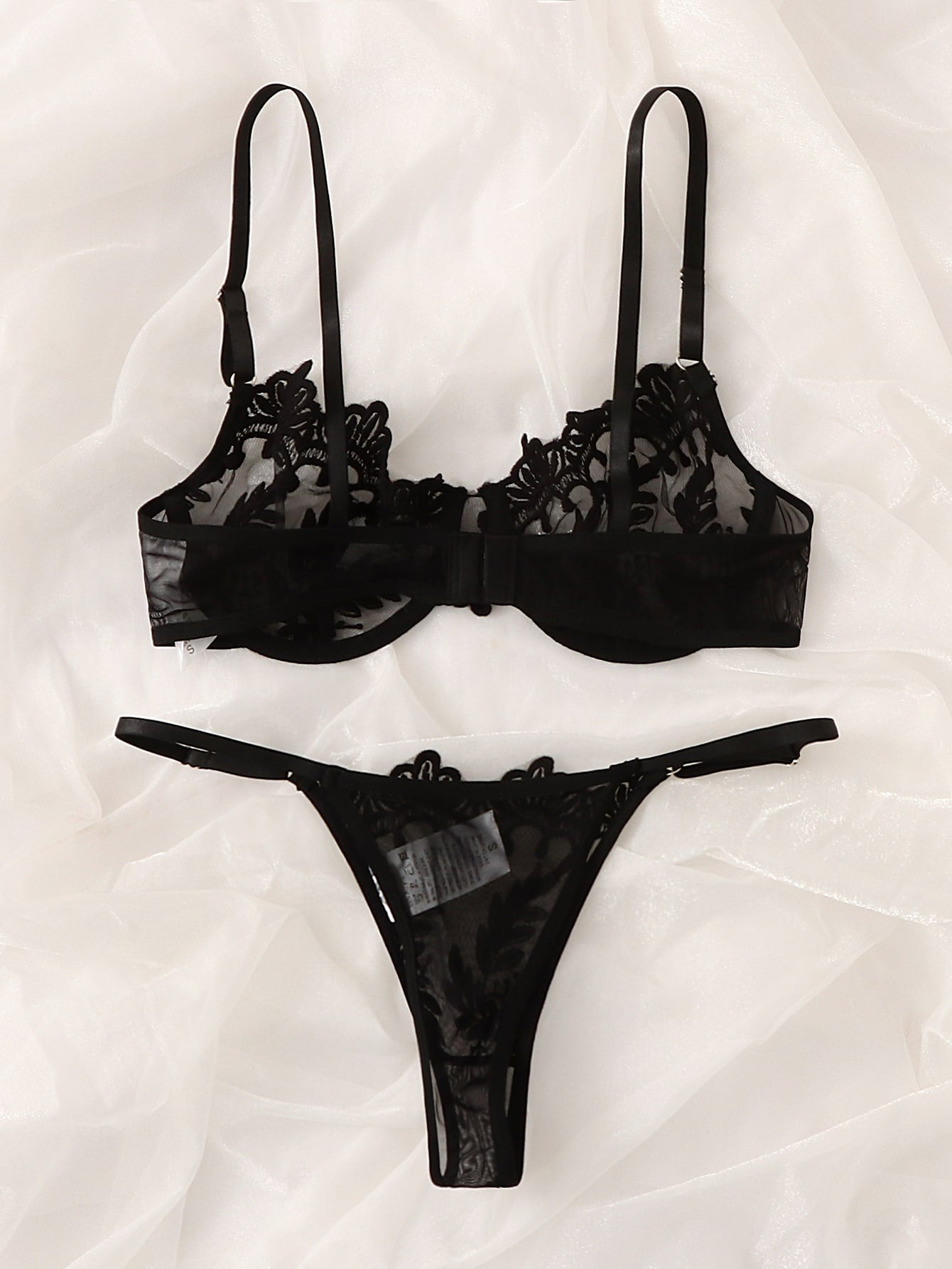 Floral Lace Underwire Lingerie Set