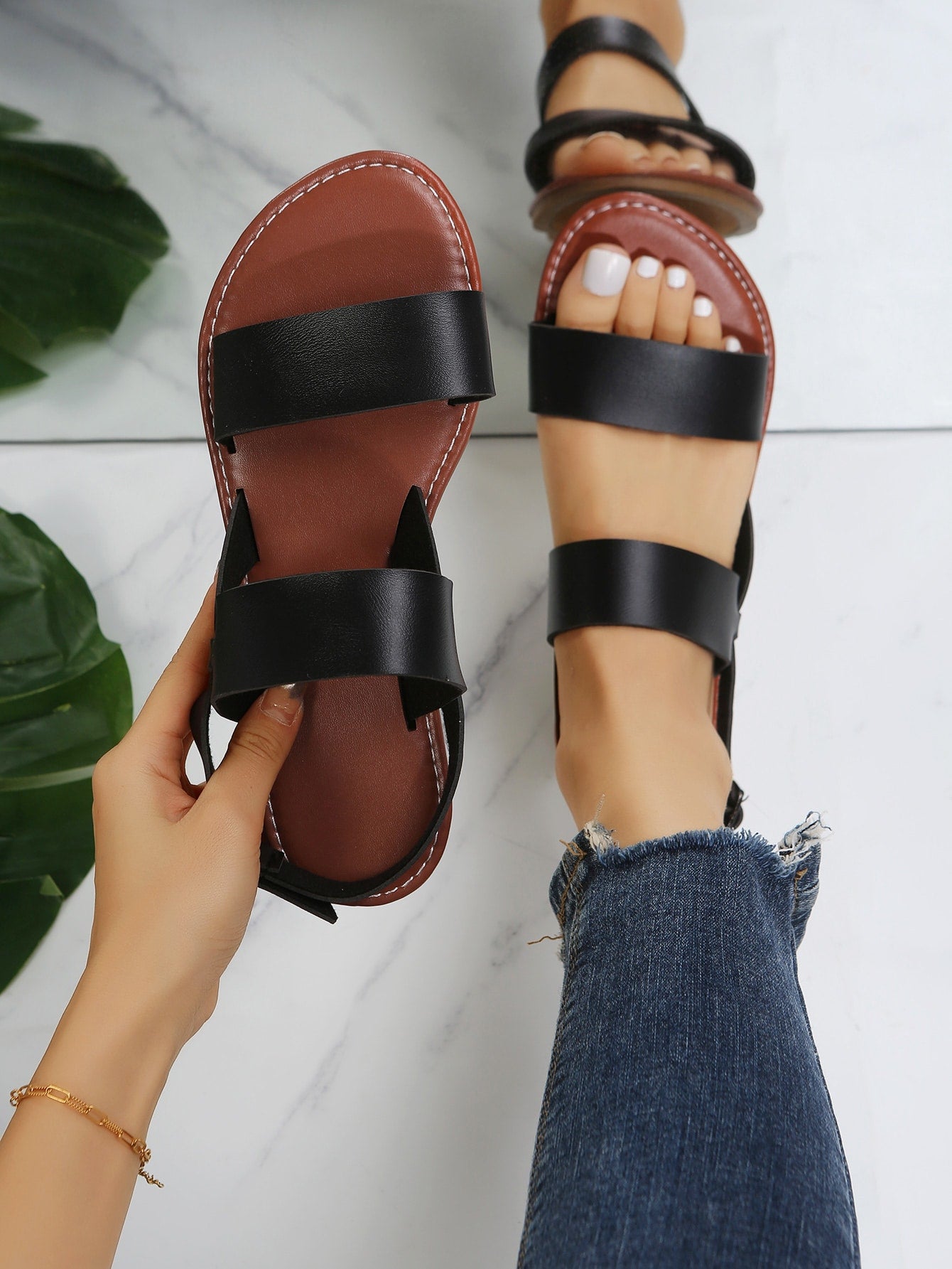Casual Outdoors Comfy Sandals for Women, Twin Strap Plain Artificial Leather Open Toe Ankle Strap Sandals
