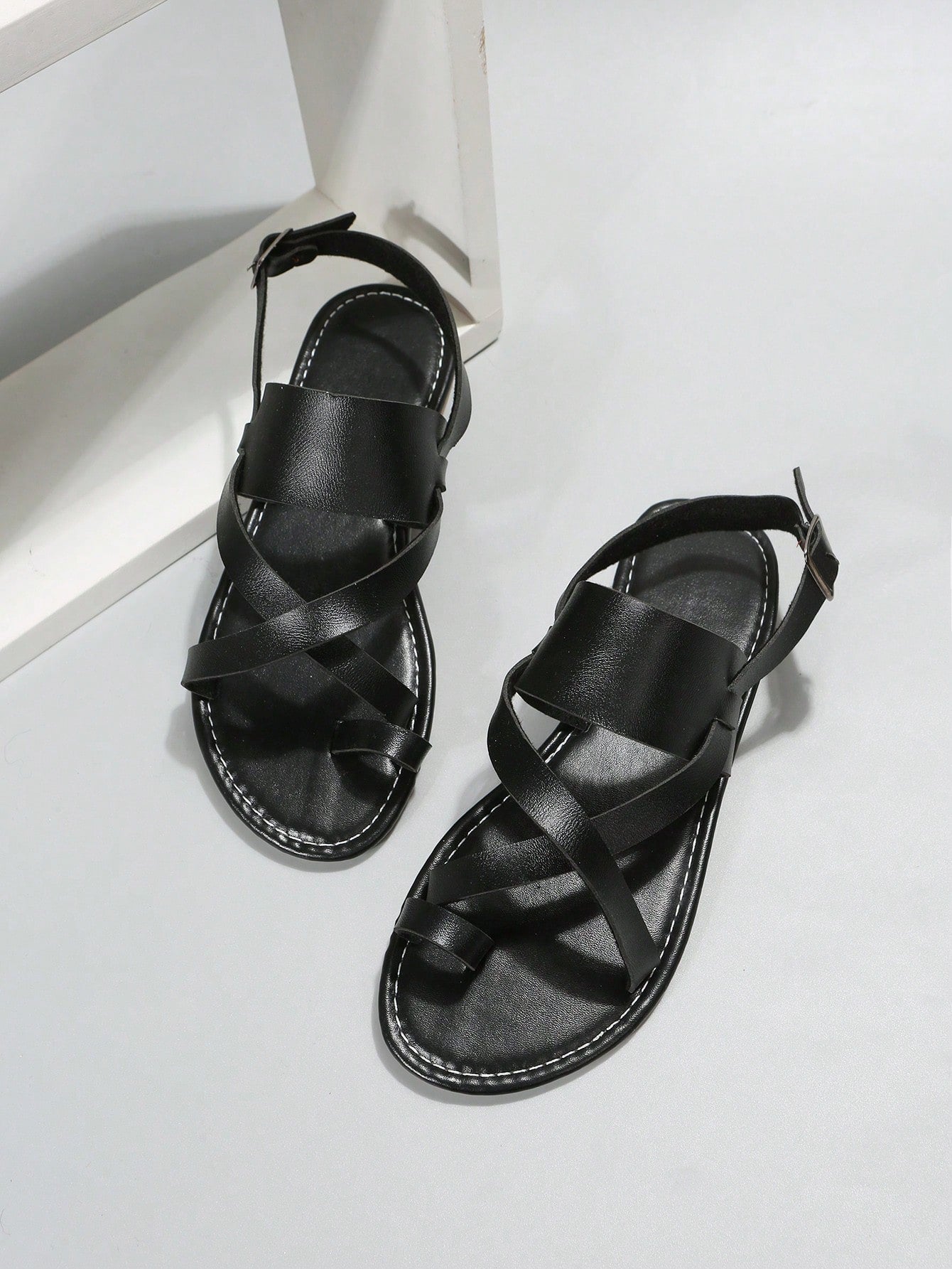 Casual Outdoors Comfy Sandals for Women, Twin Strap Plain Artificial Leather Open Toe Ankle Strap Sandals