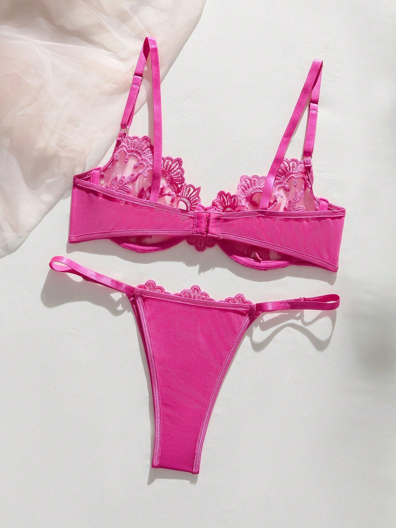 Floral Lace Underwire Lingerie Set