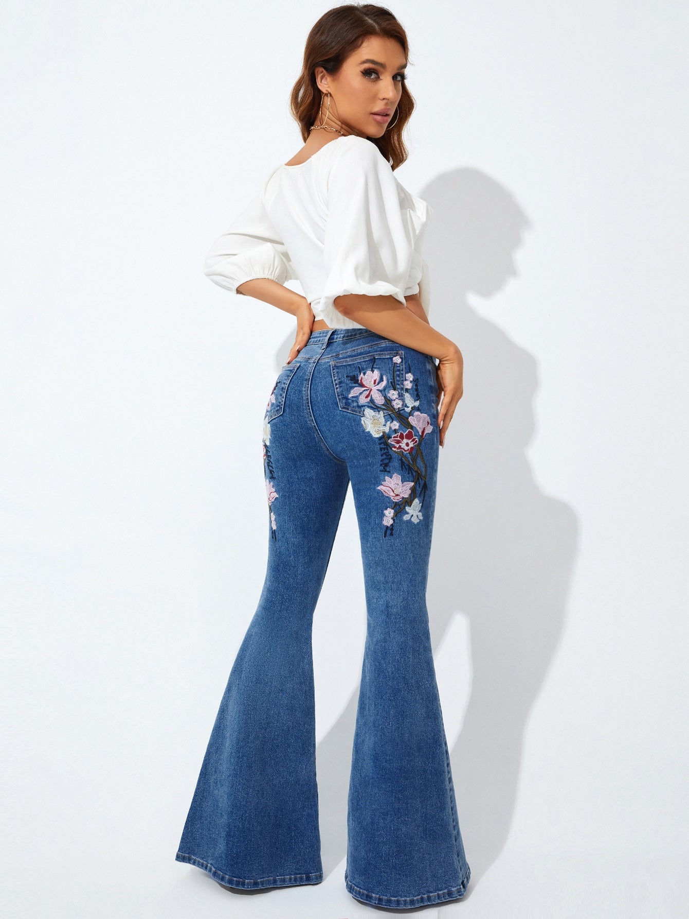 EMERY ROSE Floral Embroidery Flare Leg Jeans