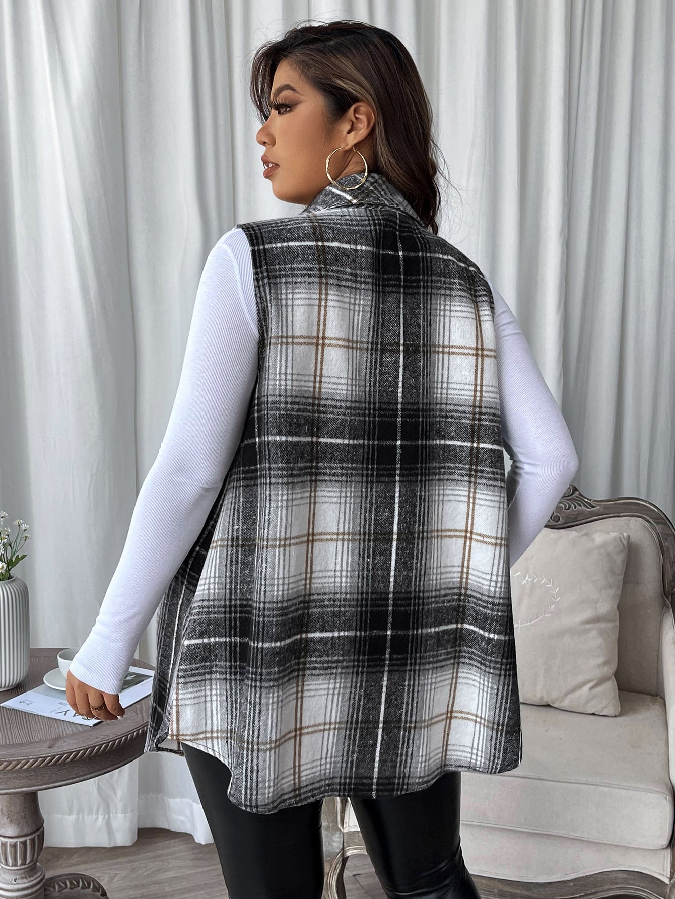LUNE Plus Plaid Print Flap Detail Vest Coat