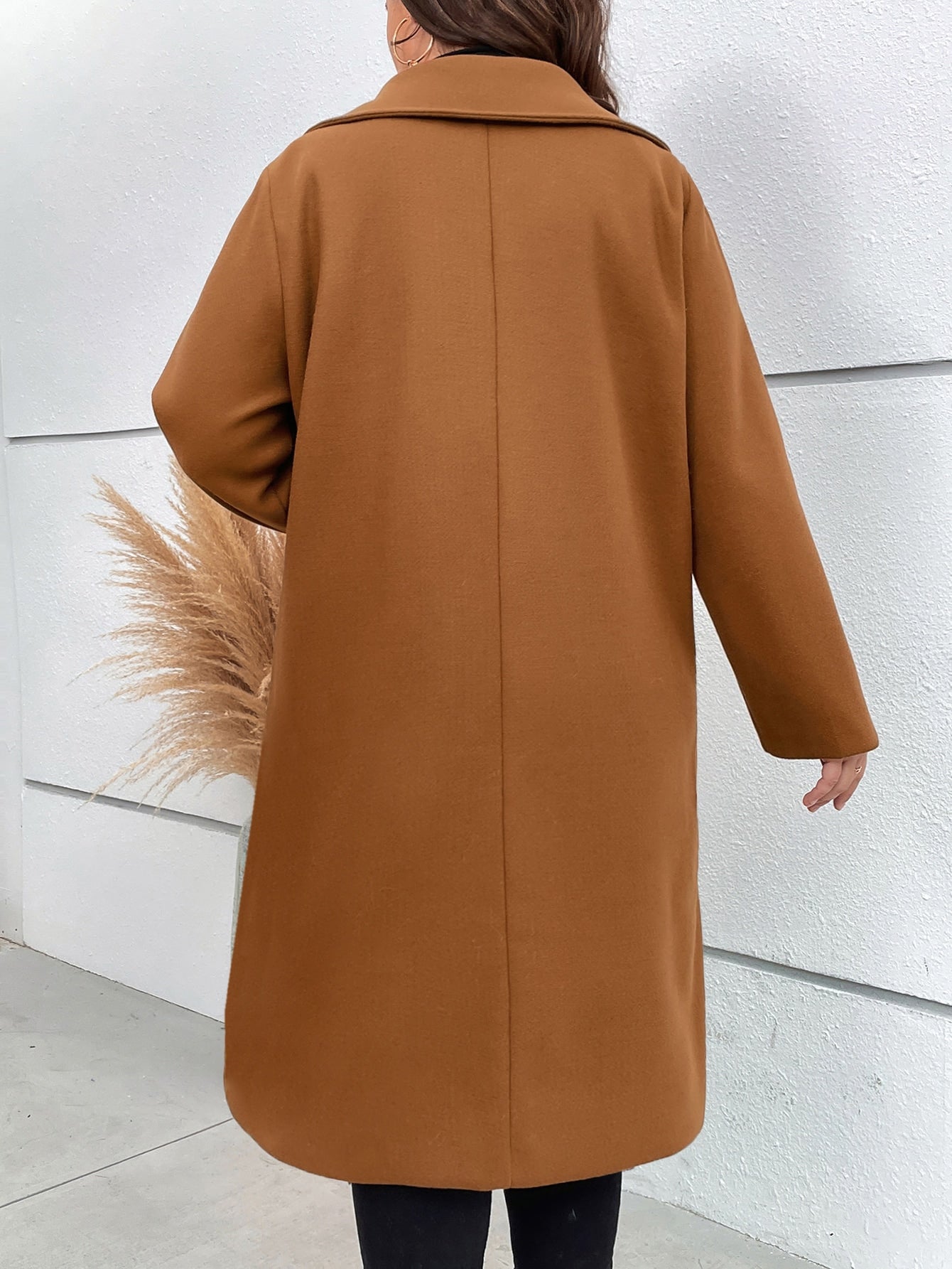 LUNE Plus Lapel Neck Slant Pocket Overcoat