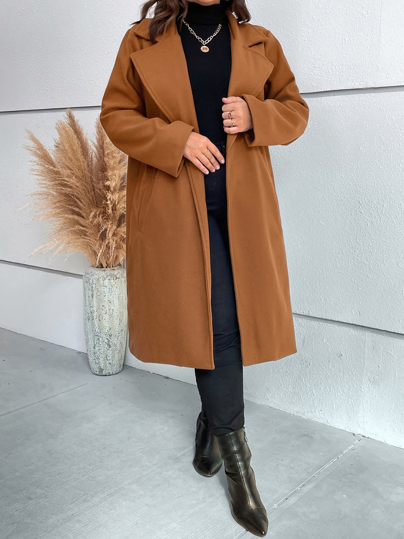 LUNE Plus Lapel Neck Slant Pocket Overcoat