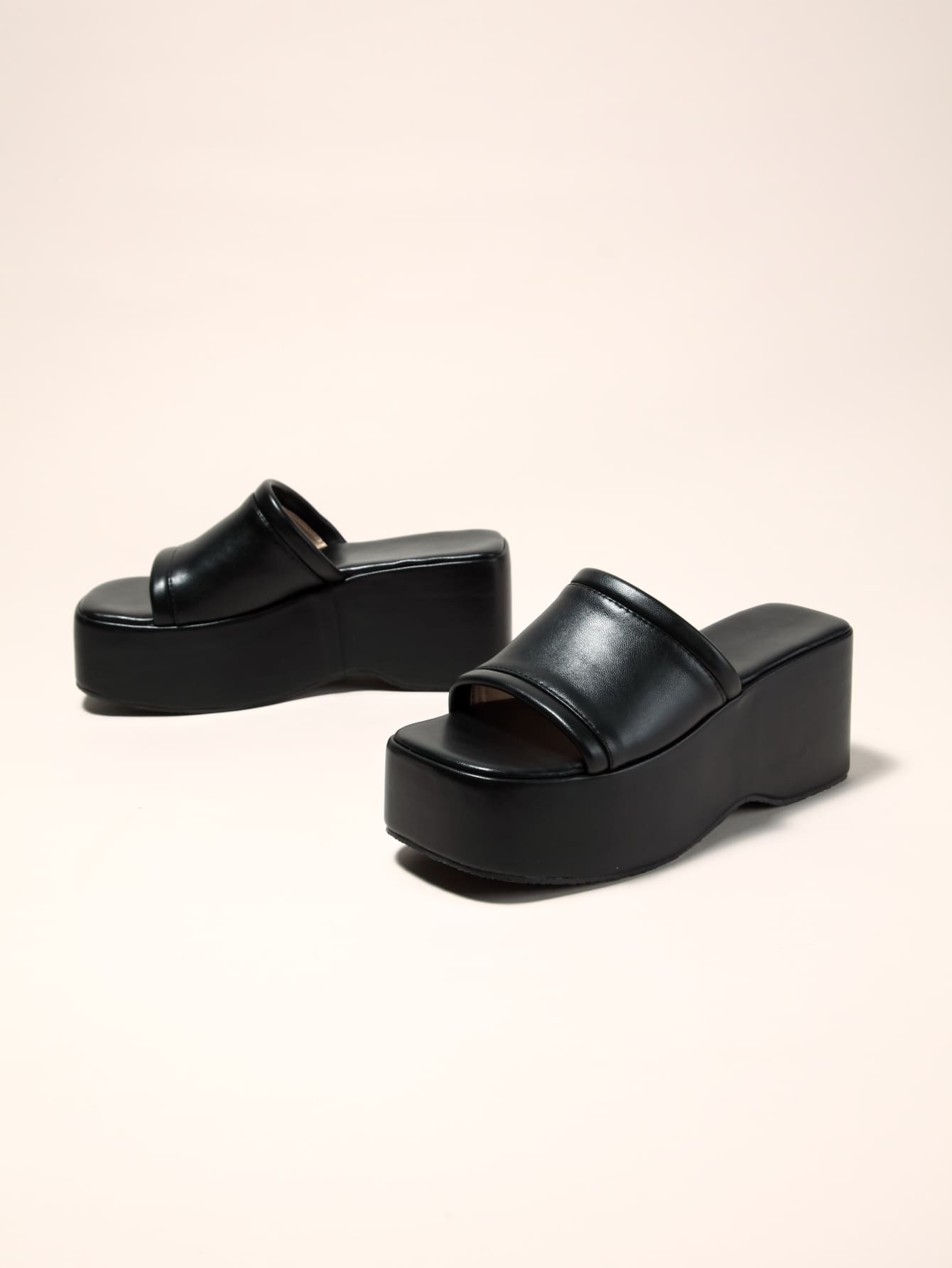 Women Single Band Wedge Sandals, Punk Black Slide Sandals