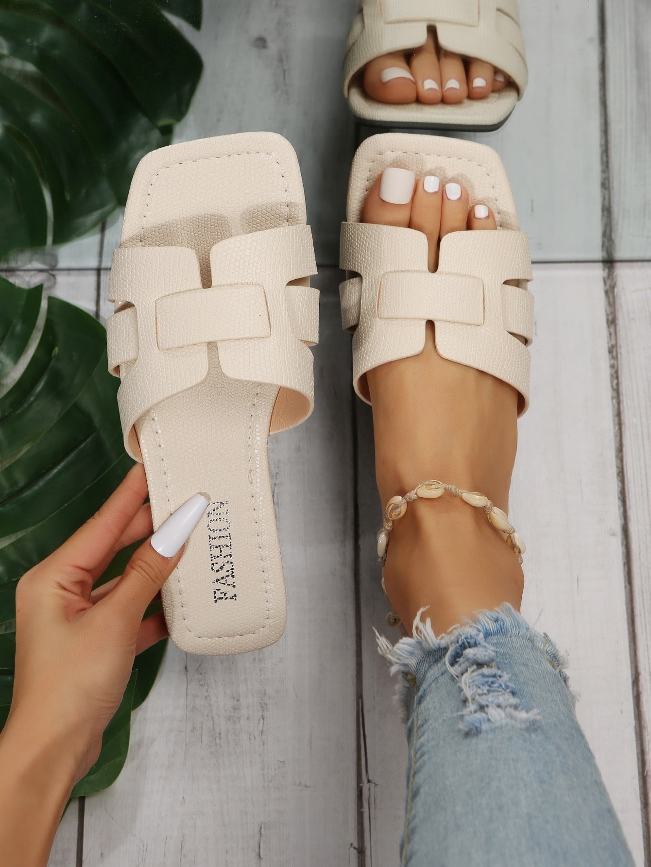 Women Snakeskin Embossed Slide Sandals, Elegant Outdoor Flat Sandals