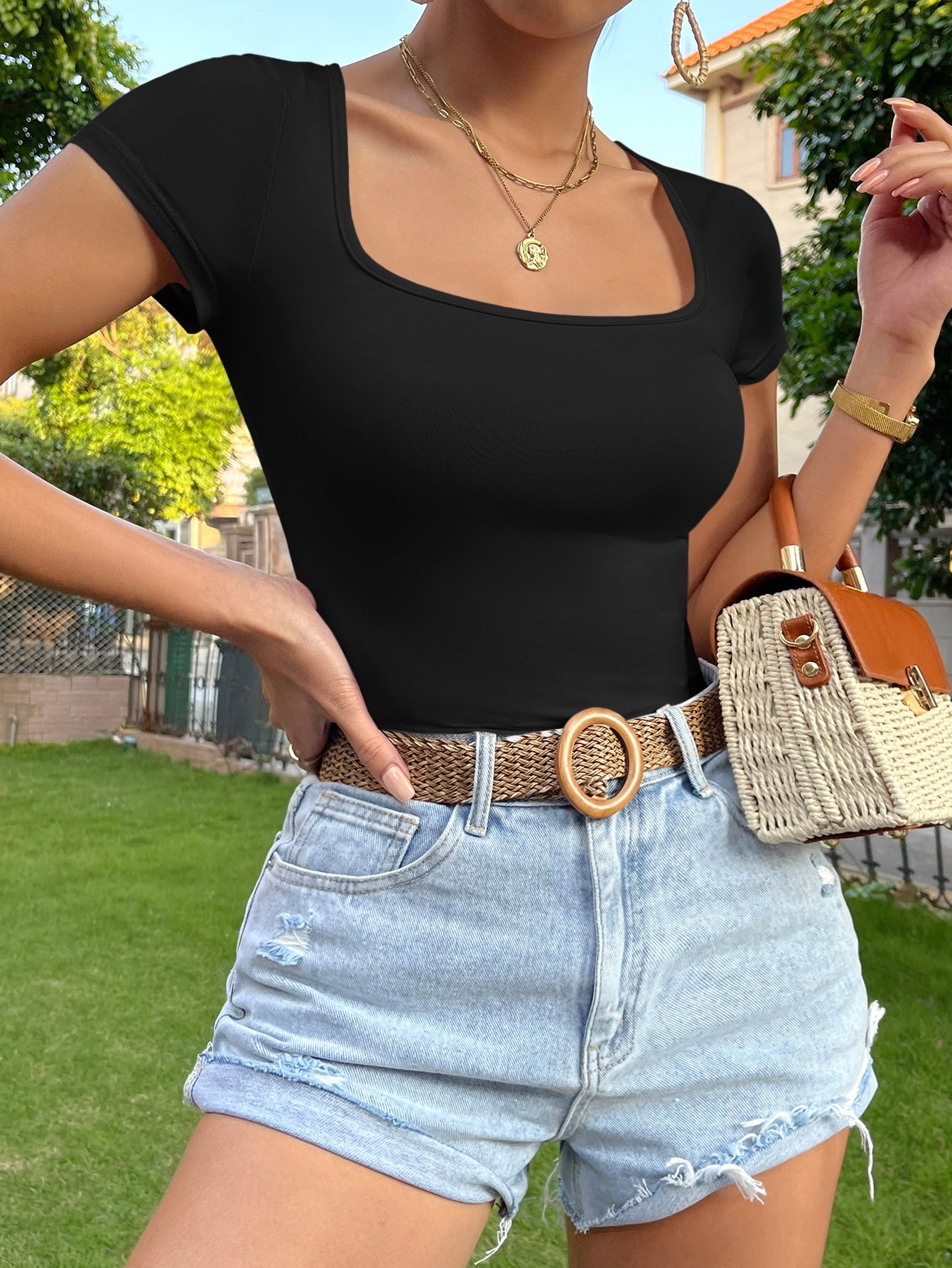 Essnce Solid Square Neck Tee