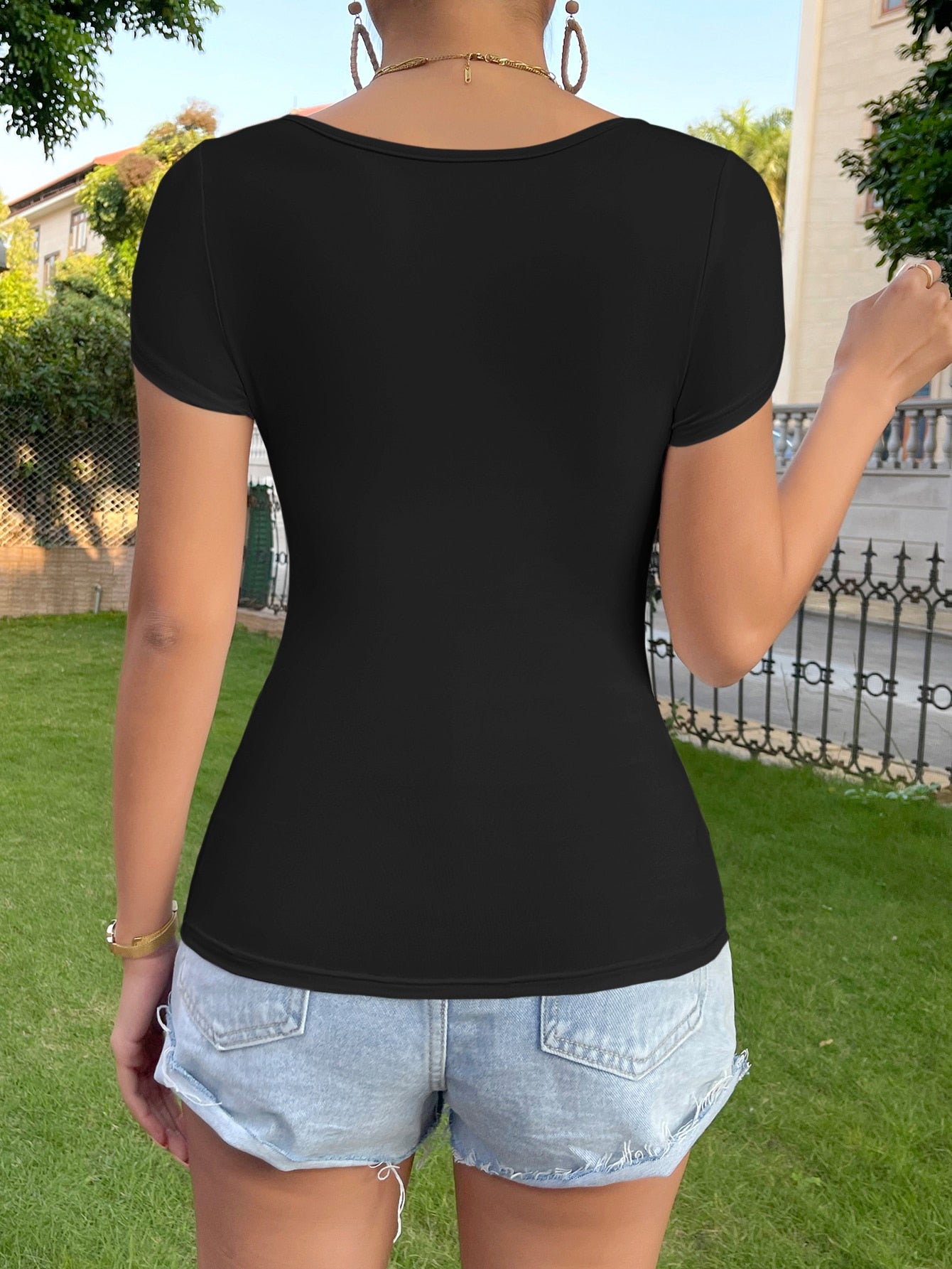 Essnce Solid Square Neck Tee