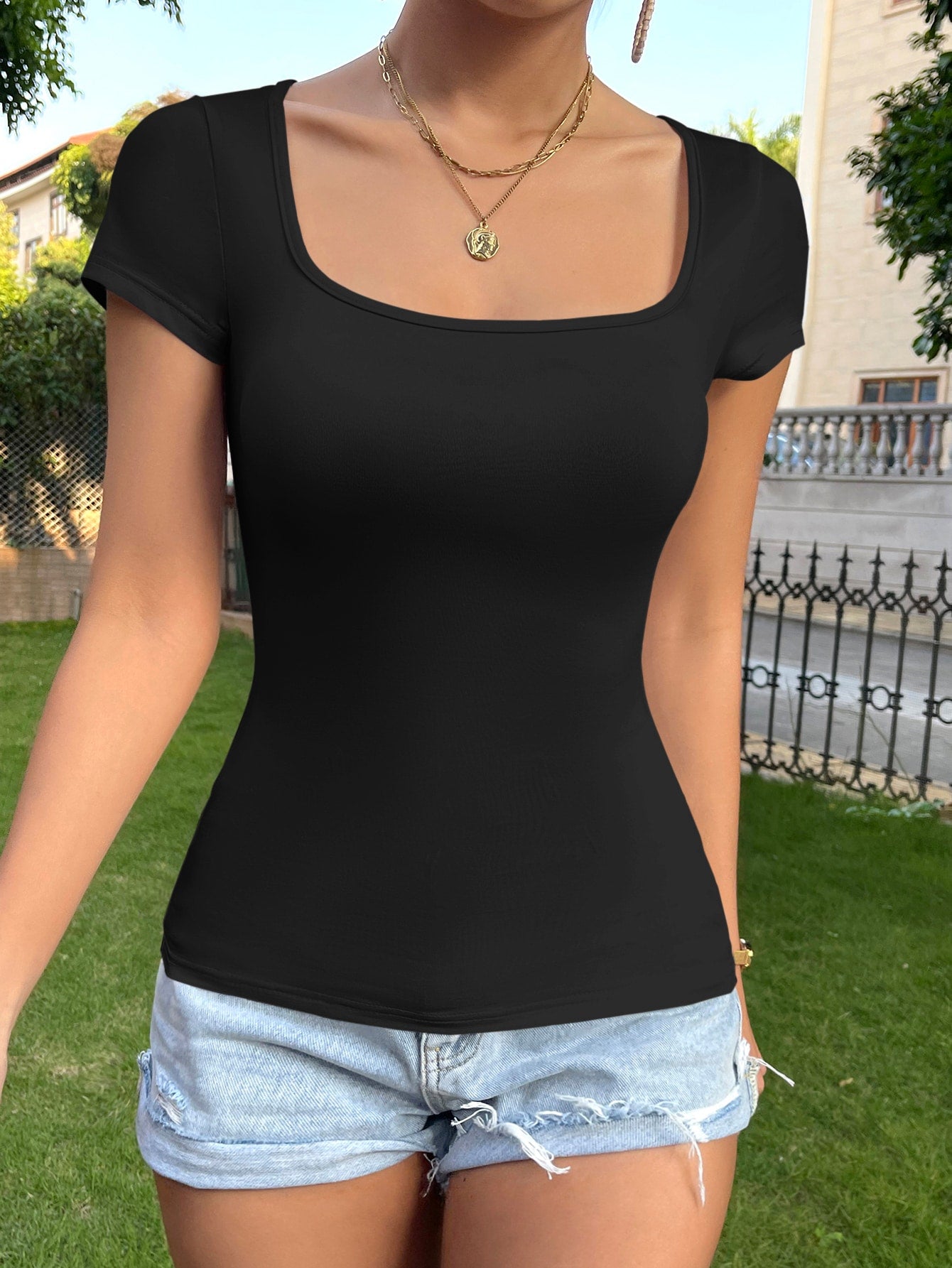 Essnce Solid Square Neck Tee