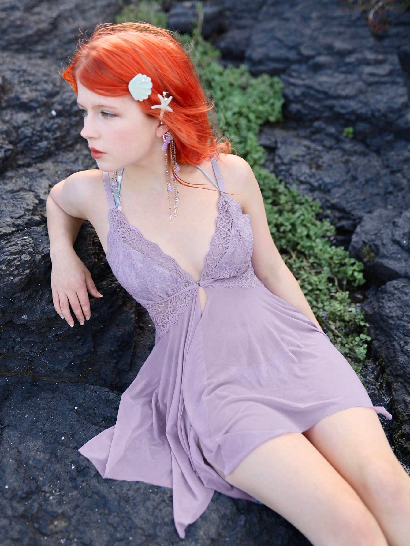 Kawaii Contrast Lace Asymmetrical Hem Slips With Thong