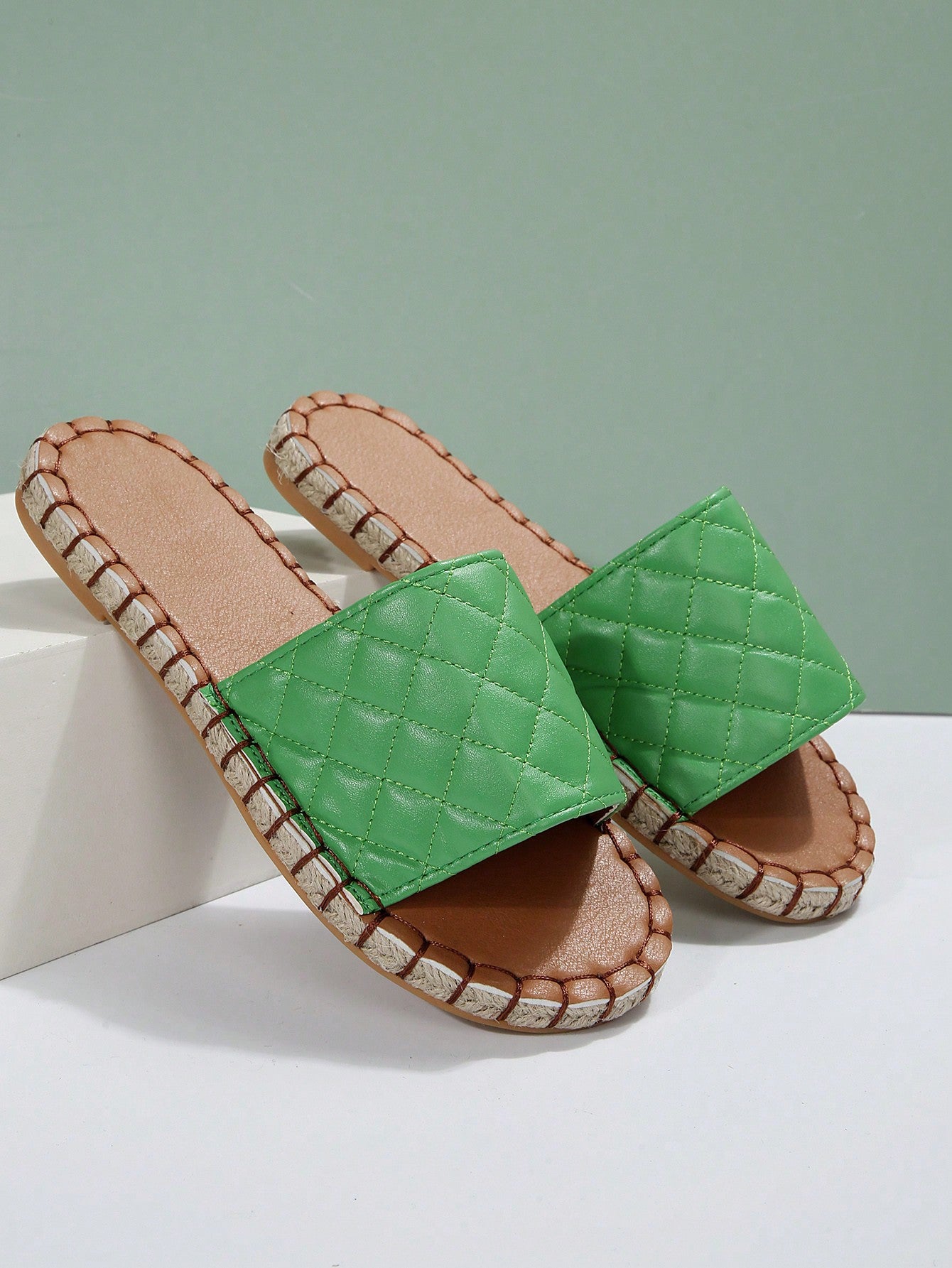 Women Quilted Pattern Espadrille Slide Sandals, Vacation Summer Flat Sandals