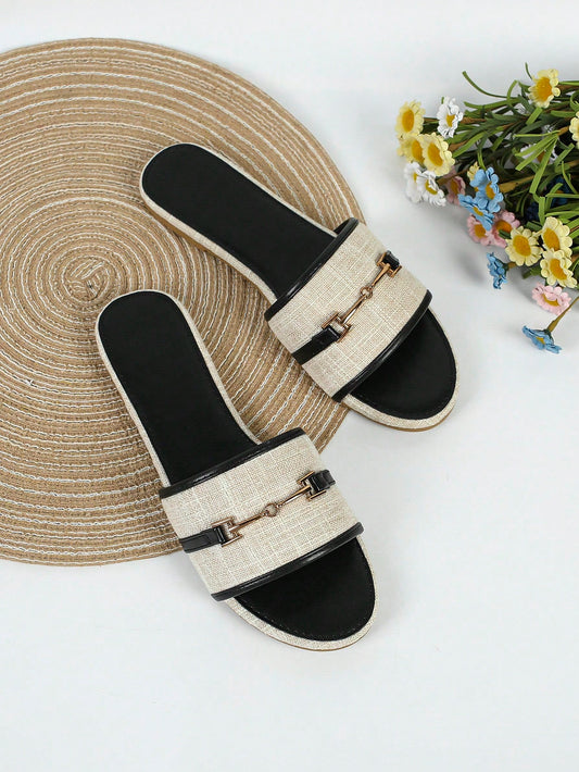 Women's Outdoor Flat Sandals With Chain Detail, Women's Black Flat Sandals