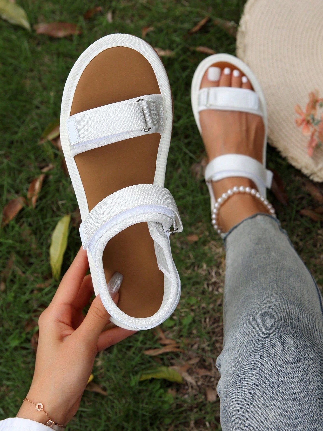 Women Breathable Lightweight Hook-and-loop Fastener Sandals, Sporty Outdoor Fabric Sports Sandals