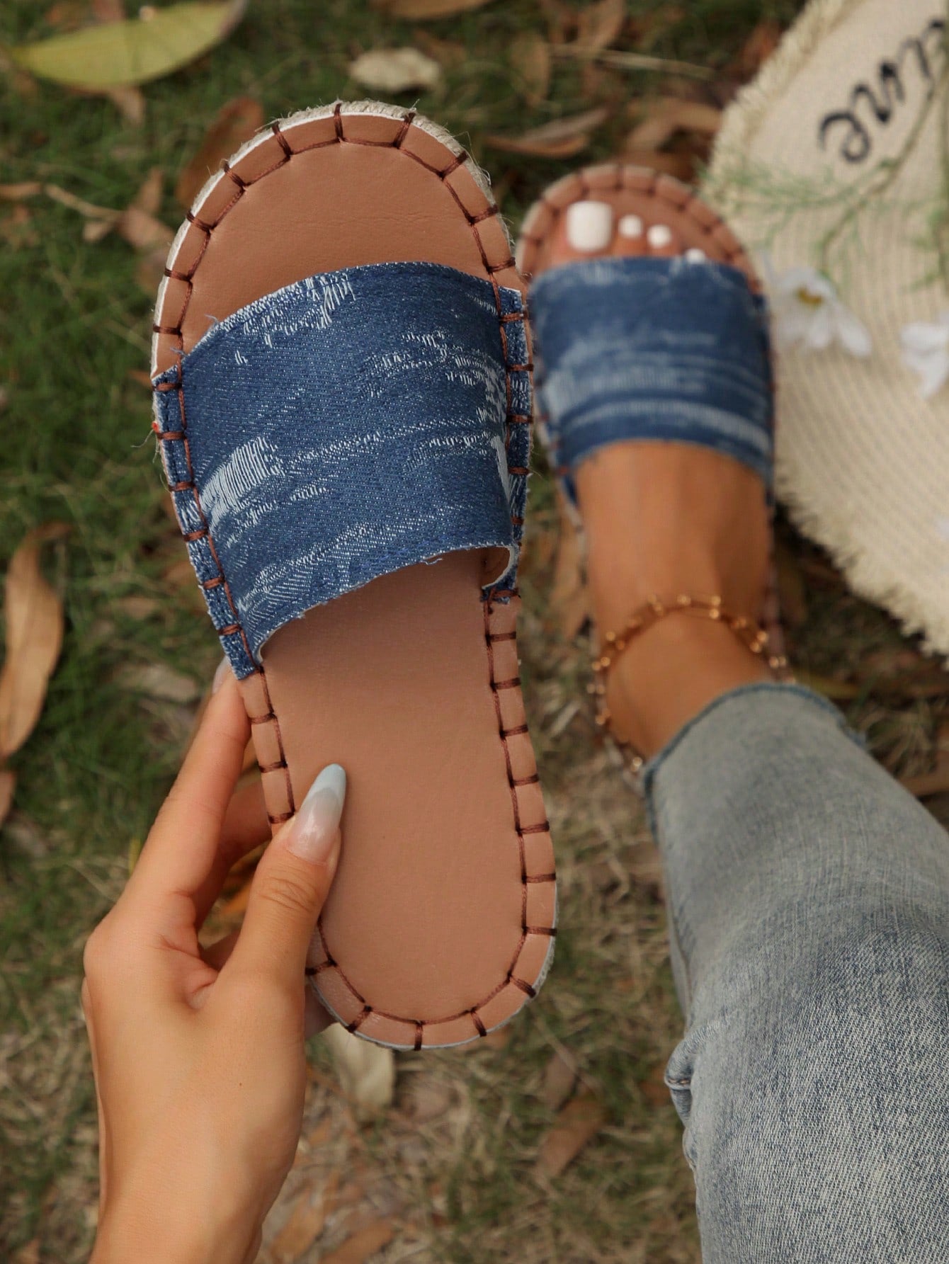 Women Quilted Pattern Espadrille Slide Sandals, Vacation Summer Flat Sandals