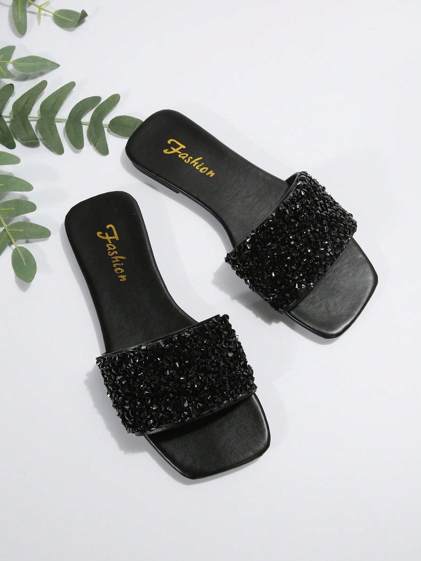 New Arrival Women's Flat Sandals, Fashionable Mule Shoes, Large Size Slippers, Sexy