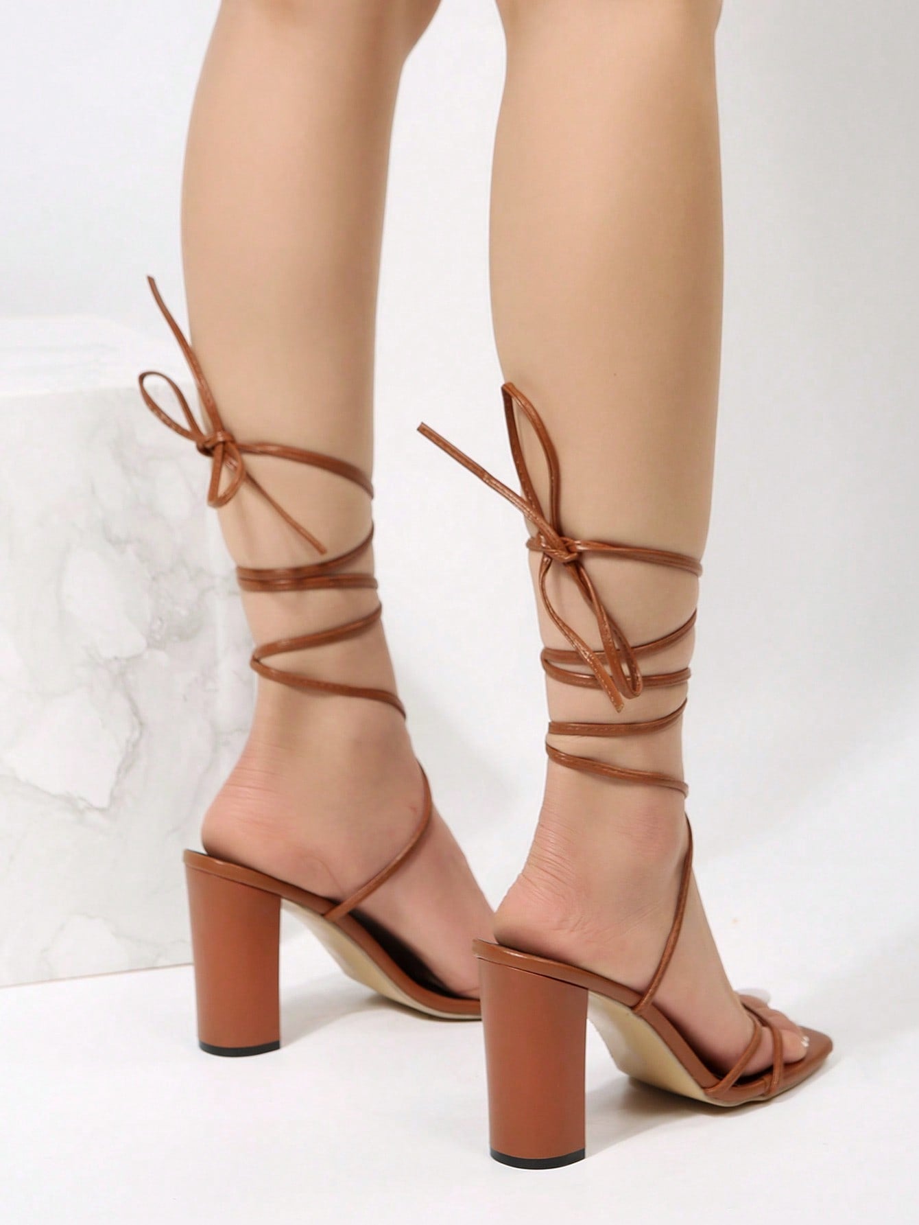 New Arrival Women's Chunky High Heel Casual Sandals