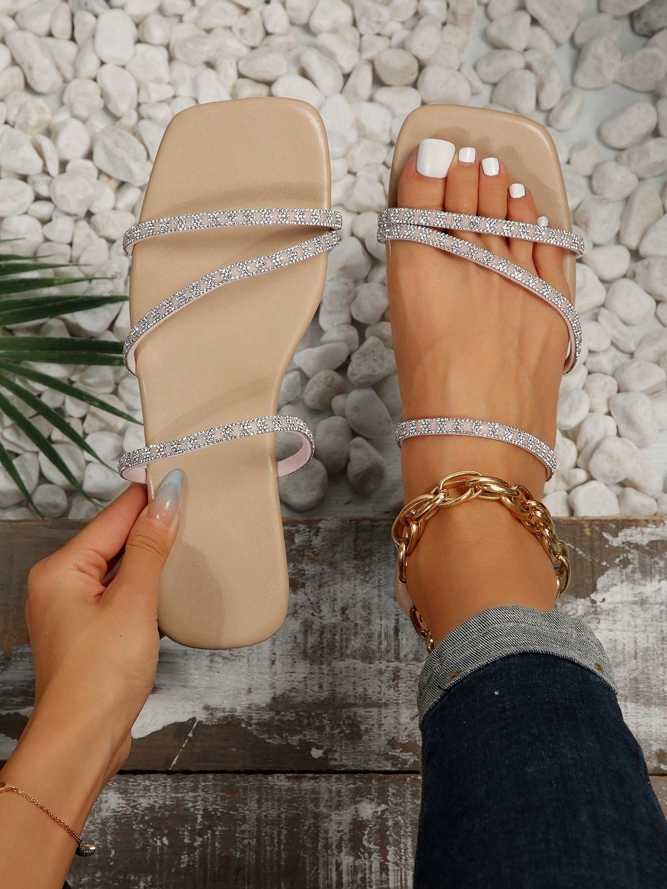 Women  Apricot Rhinestone Decor Flat Sandals, Open Toe Mules For Daily Wear