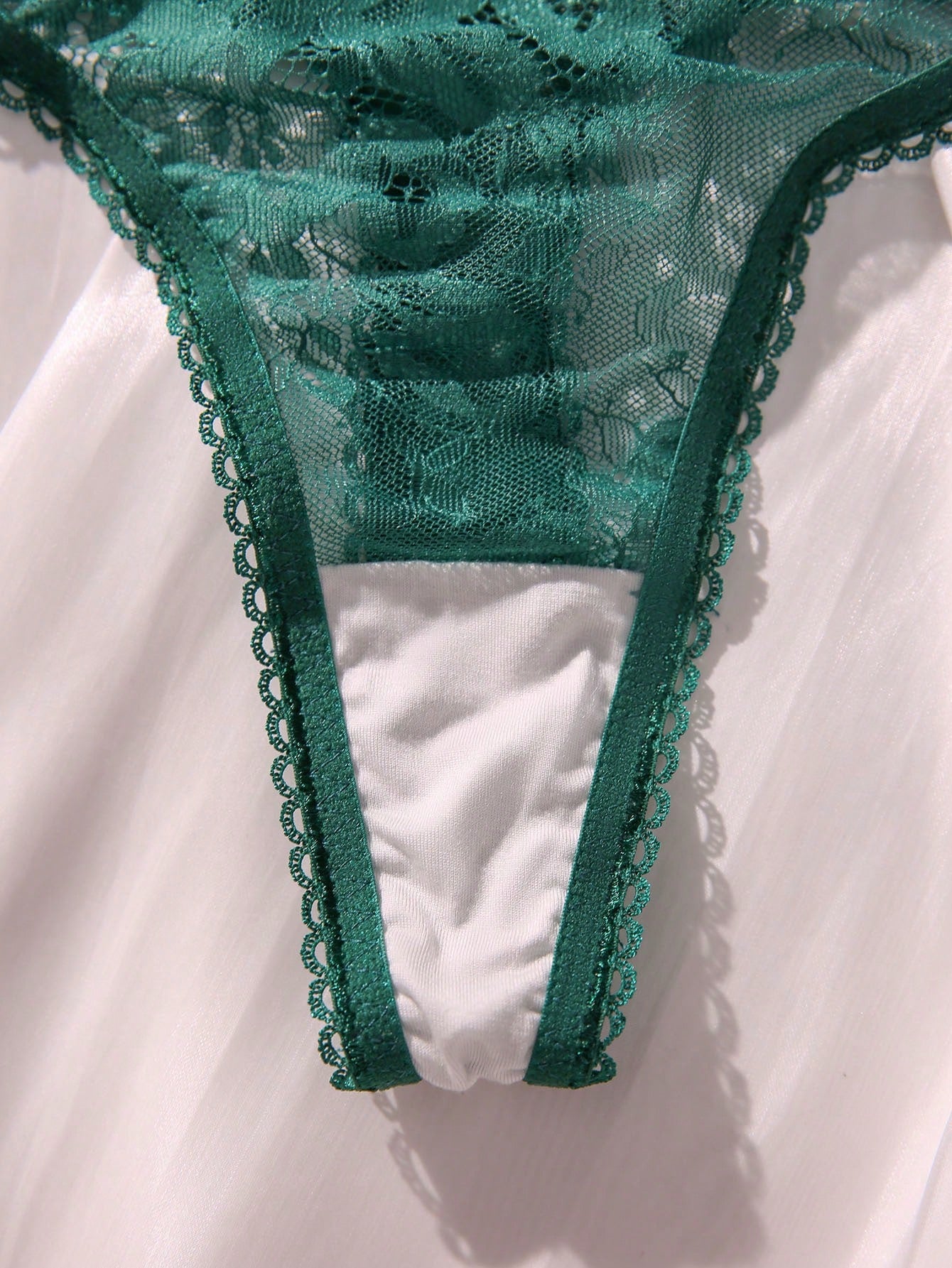 Floral Lace Underwire Lingerie Set