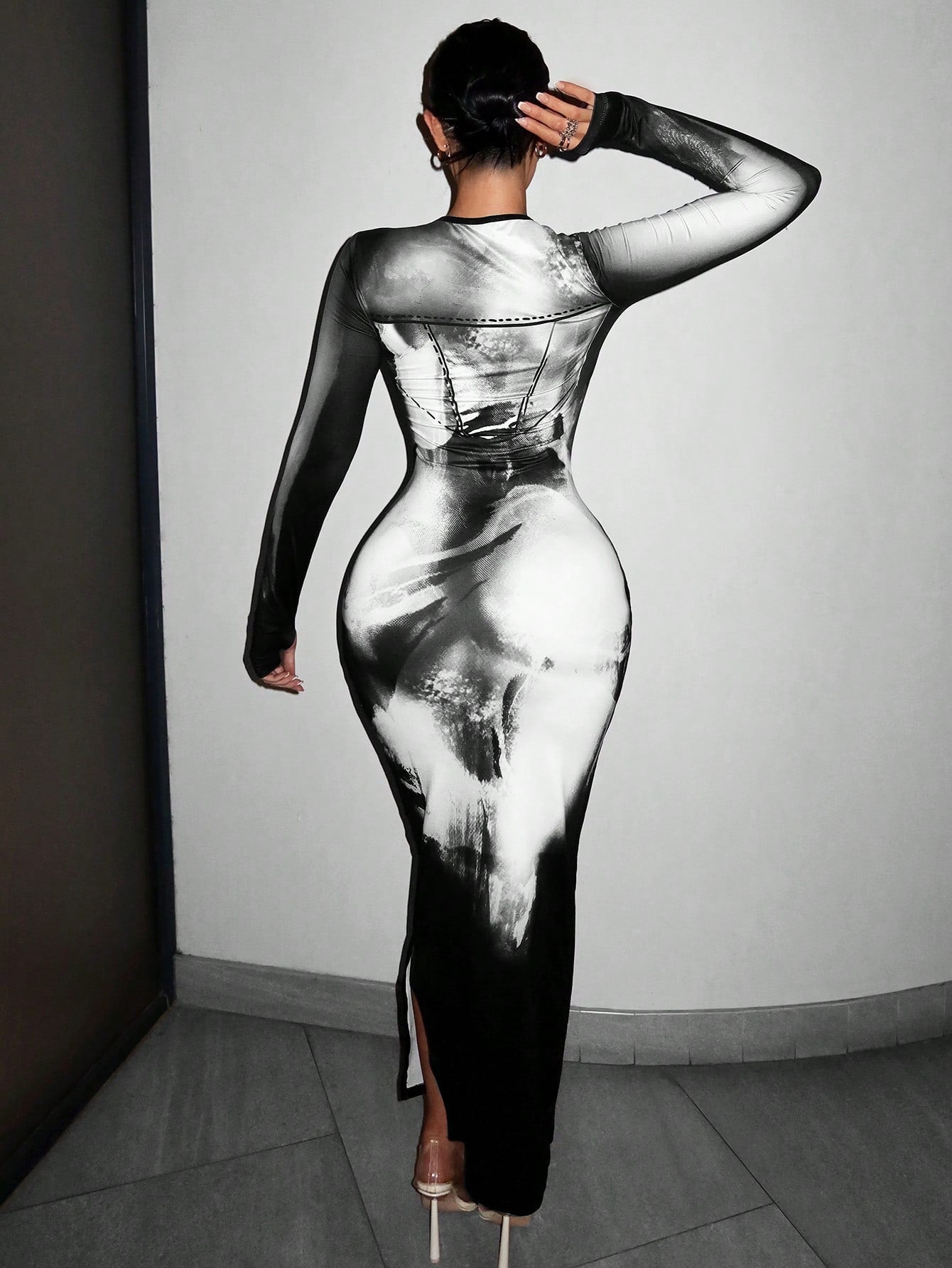 SXY Figure Graphic Bodycon Dress