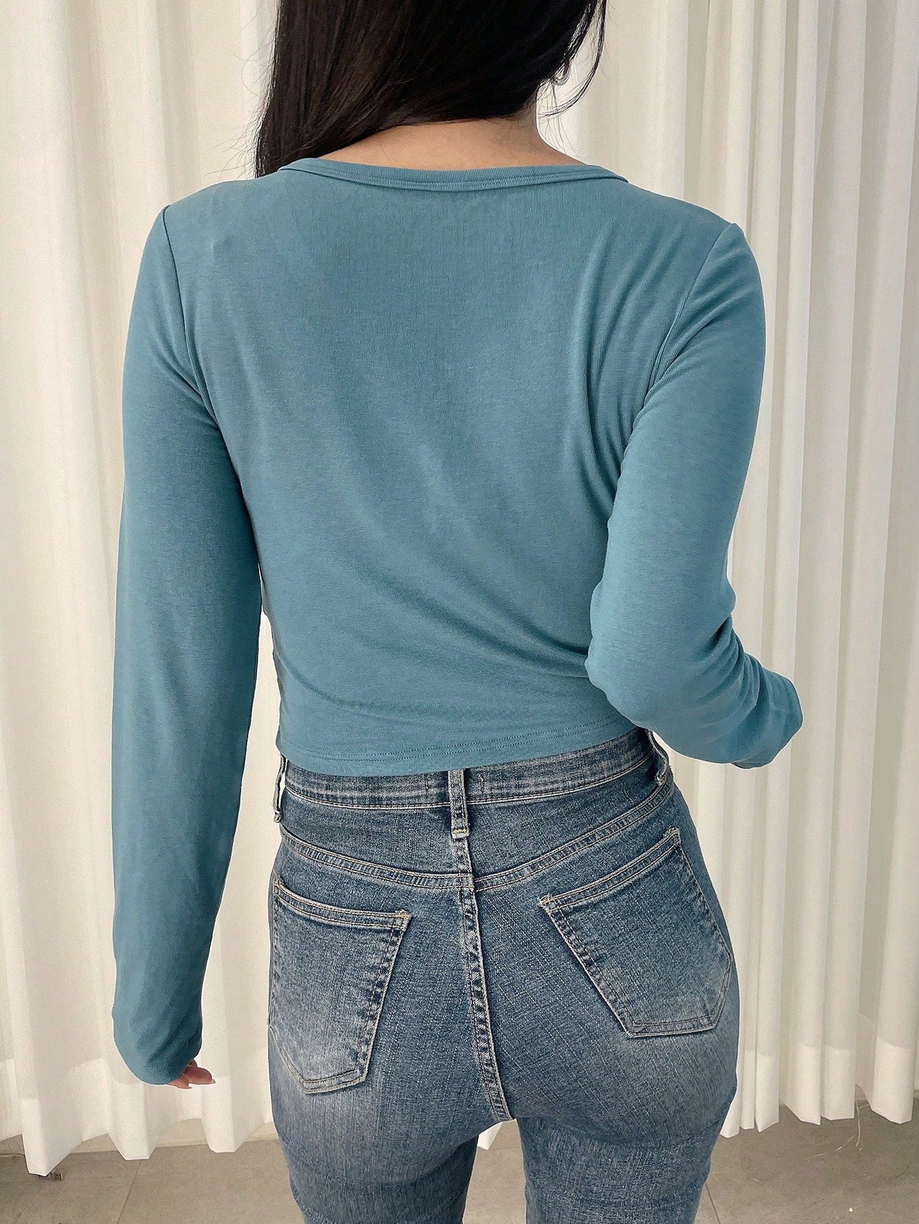 DAZY Solid Button Front Crop Tee