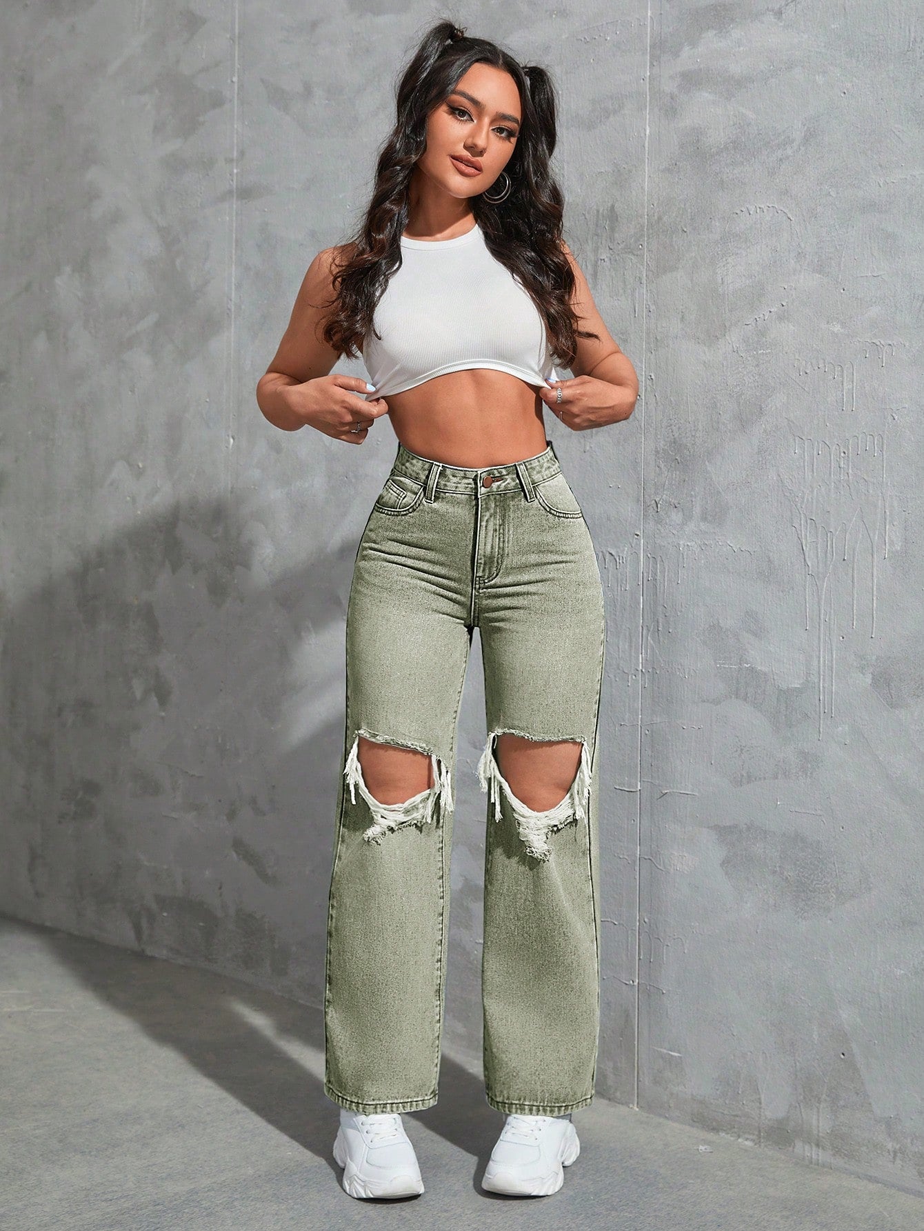 EZwear Cut Out Ripped Jeans