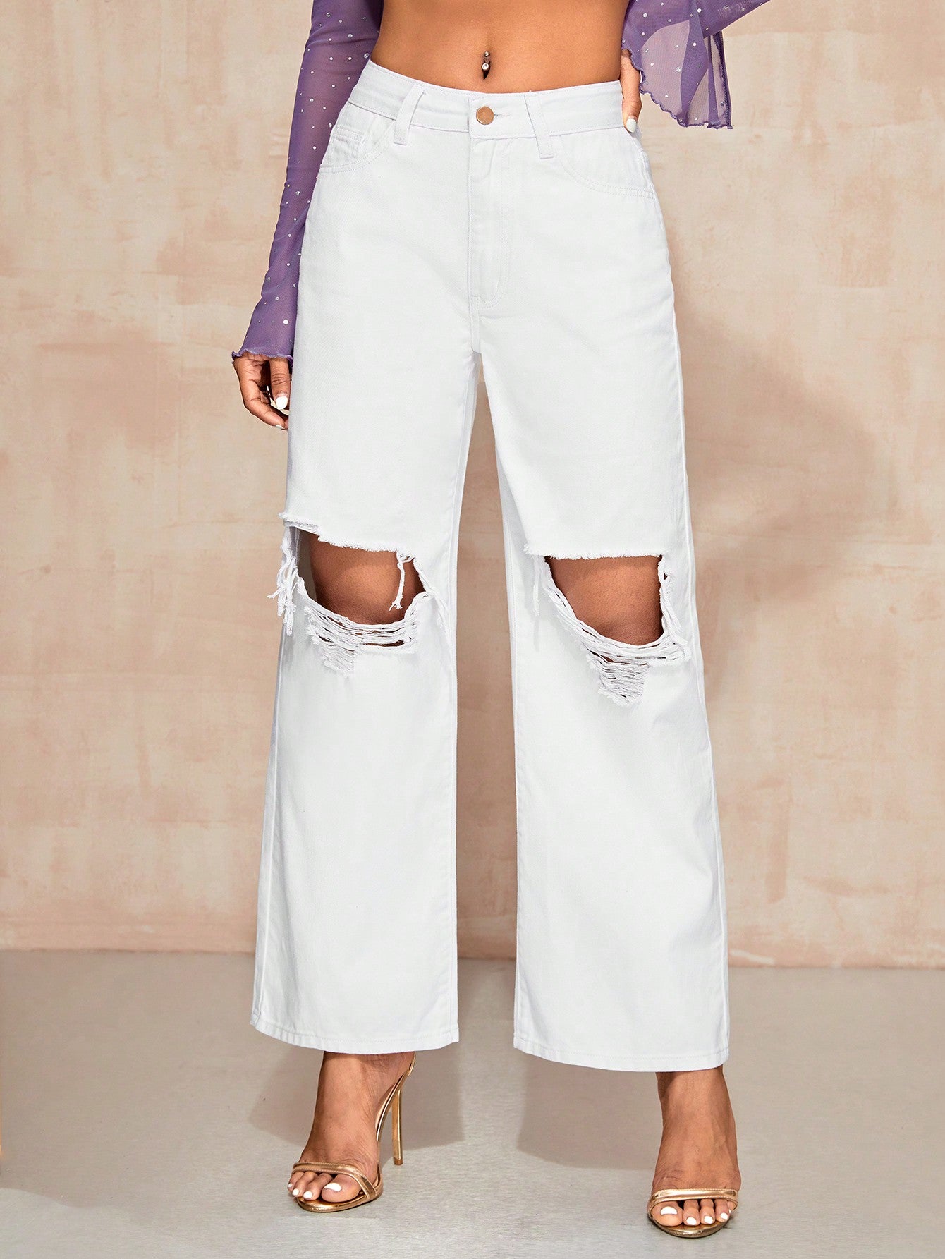 EZwear Cut Out Ripped Jeans