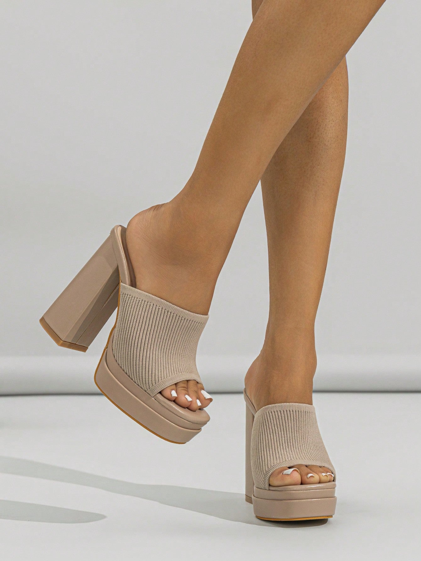 Women Minimalist Platform Chunky Heeled Mule Sandals, Elegant Summer Black Solid Heeled Sandals