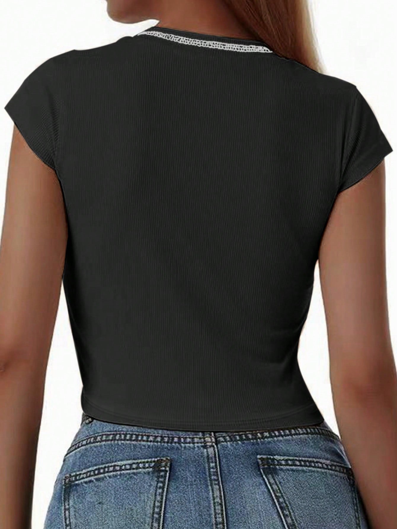 Contrast Notch Neck Ribbed Knit Crop Tee